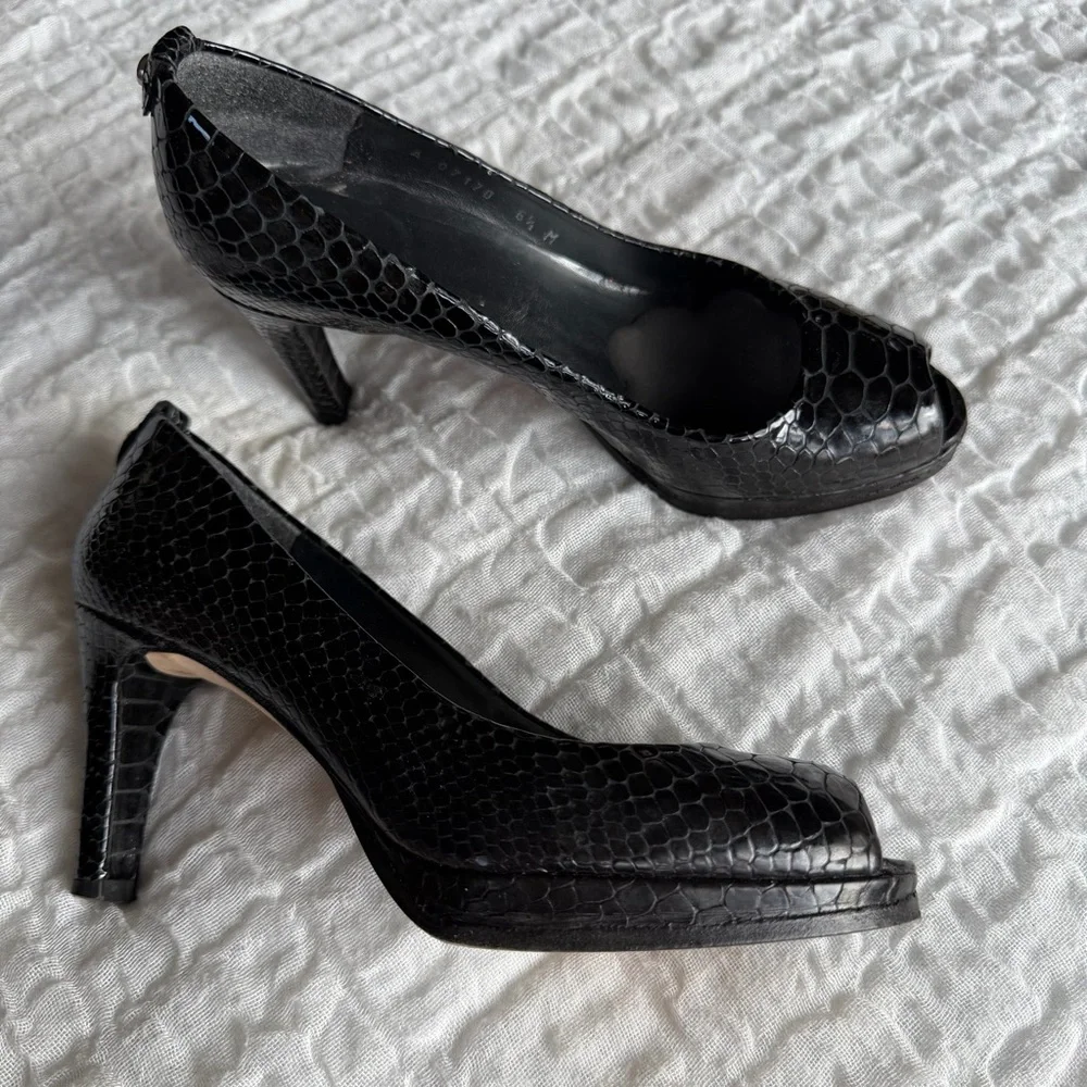 Stuart Weitzman Black Python Embossed Leather Peep Toe Heels 6.5
